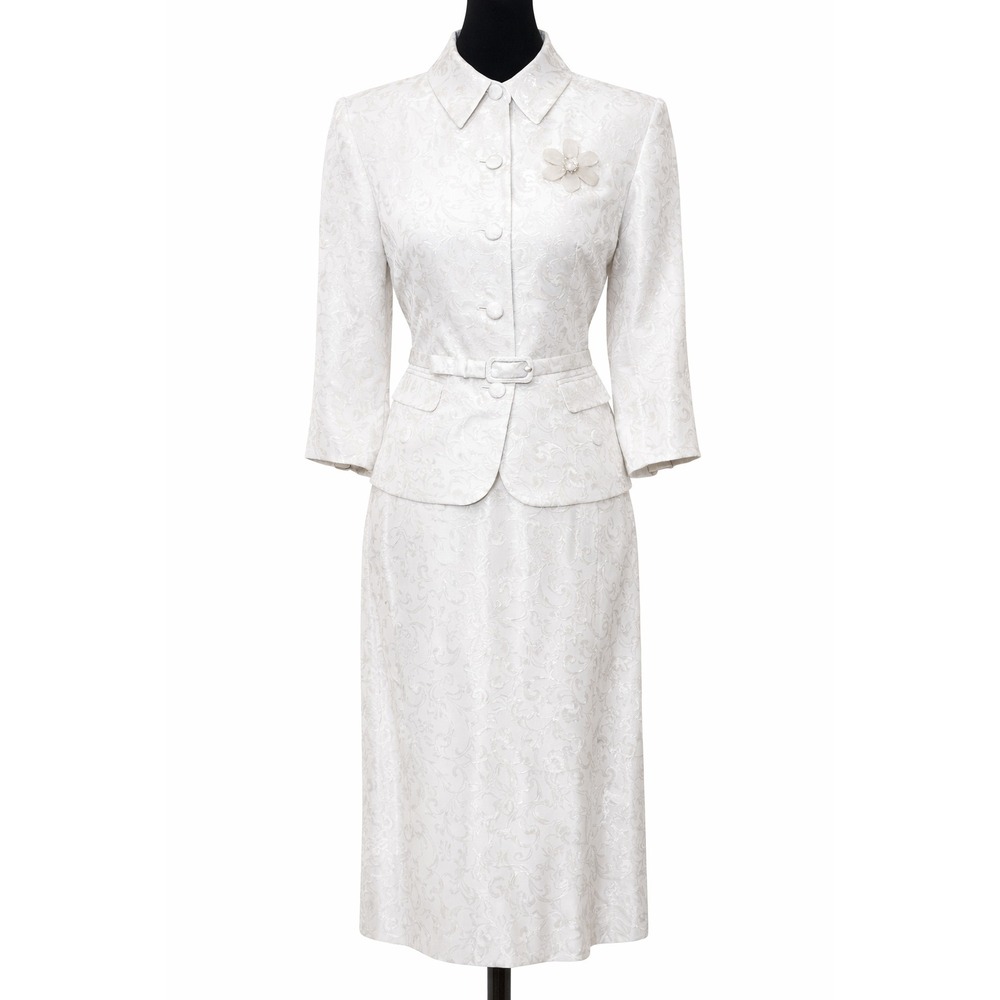 Amanda Smith Petites 2 Piece Suit Size 8P Silver Jacquard Print Jacket Skirt Set